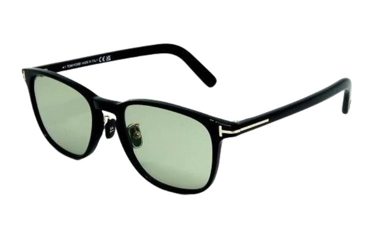 TOM FORD
