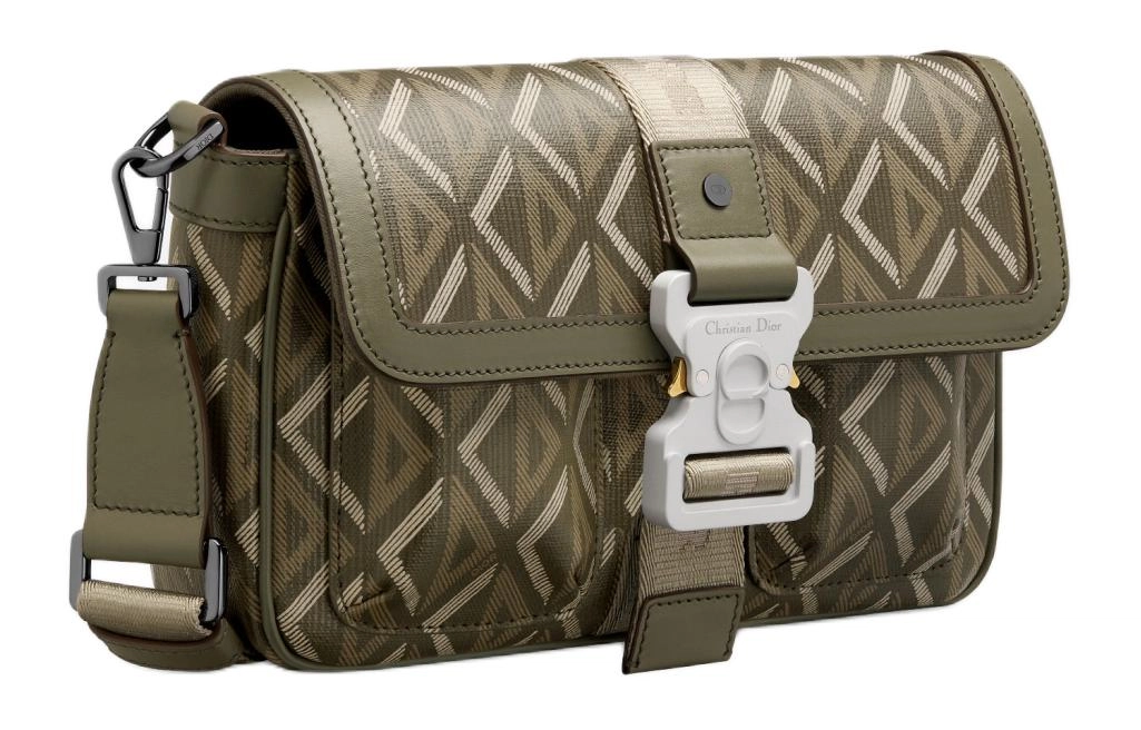 DIOR Hit The Road