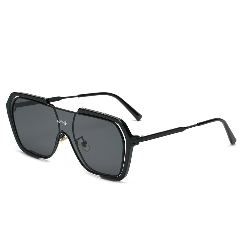 SOMAN UV400