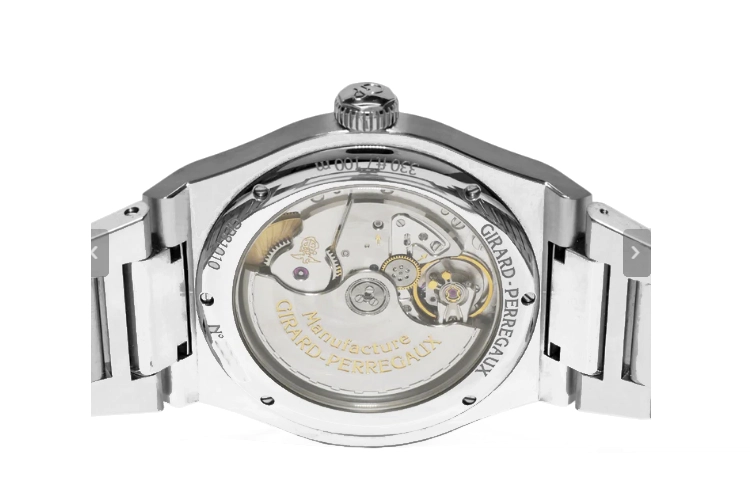 GPGIRARD-PERREGAUX Laureato 81010-11-431-11A