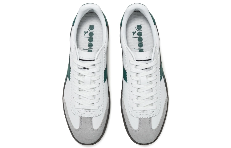diadora