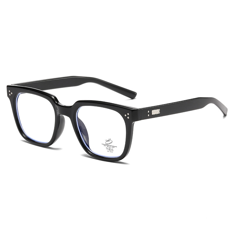 SOMAN UV40