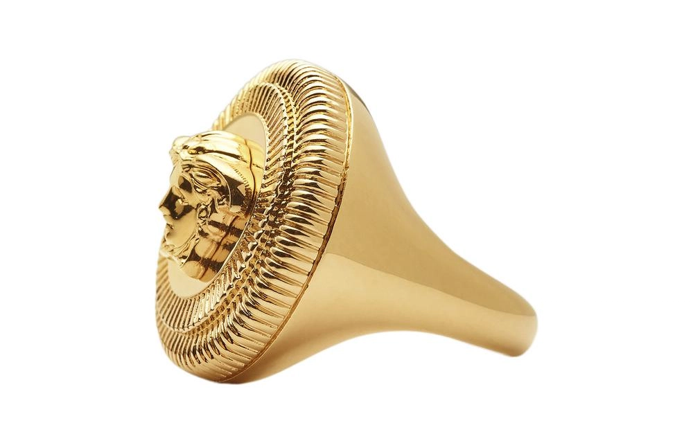 VERSACE