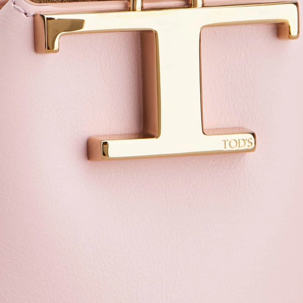 TOD'S T