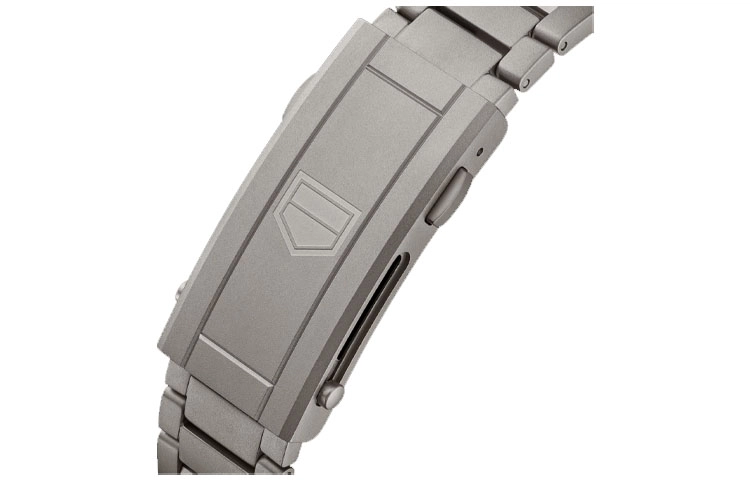 TAG HEUER 300 43mm WBP208B.BF0631