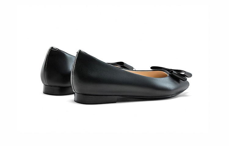 NINE WEST