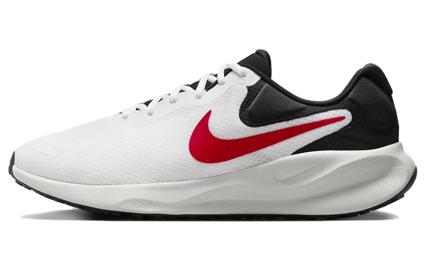Nike REVOLUTION 7