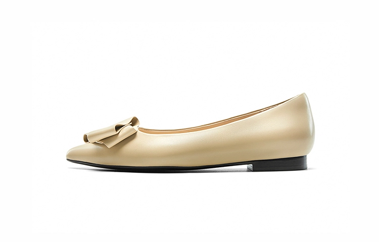 NINE WEST