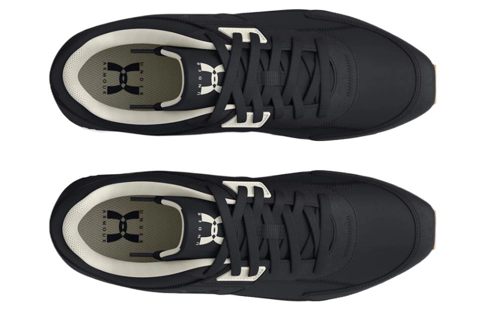 Under Armour Essential-