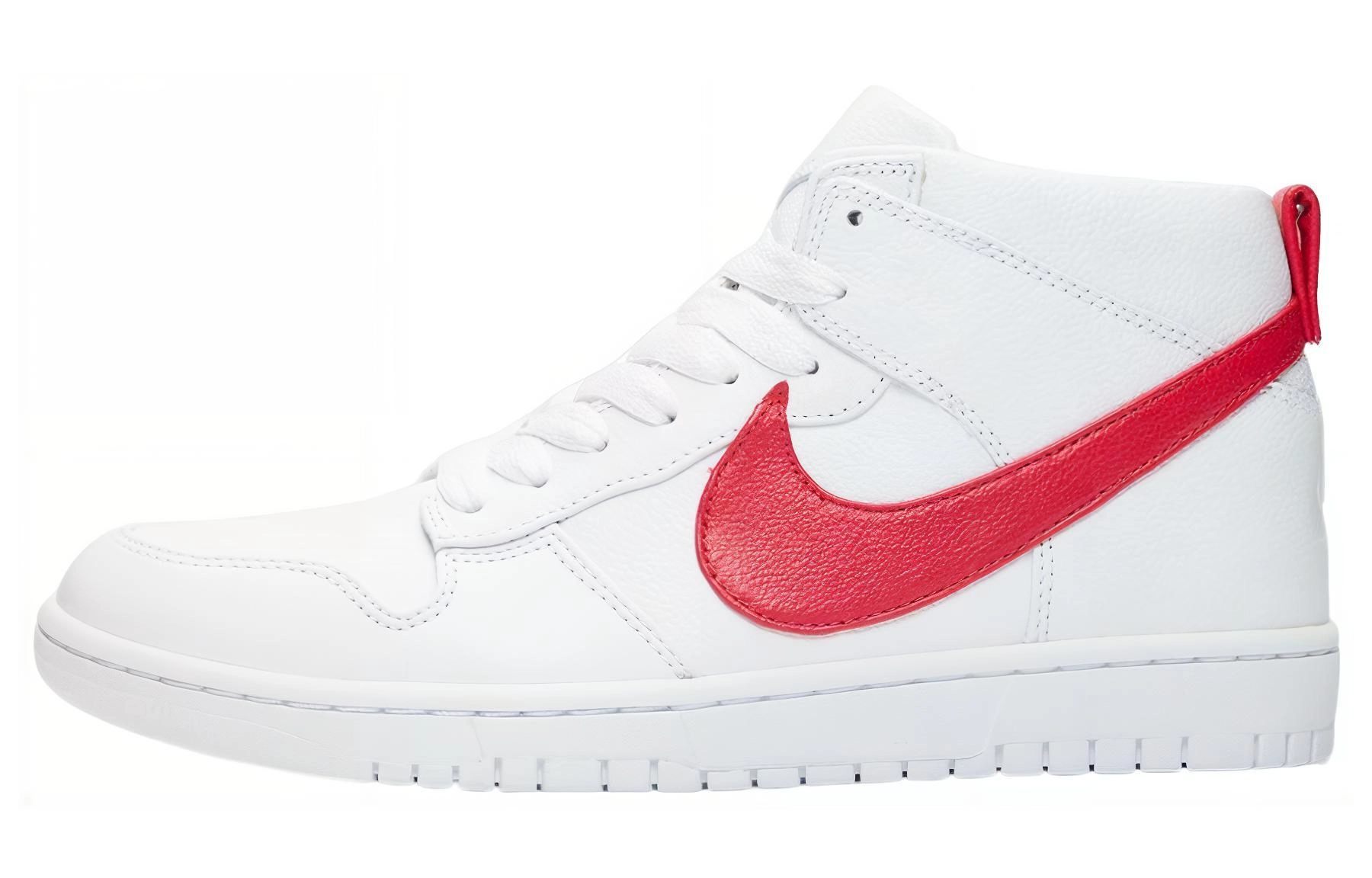 Nike Dunk Lux Chukka Riccardo Tisci