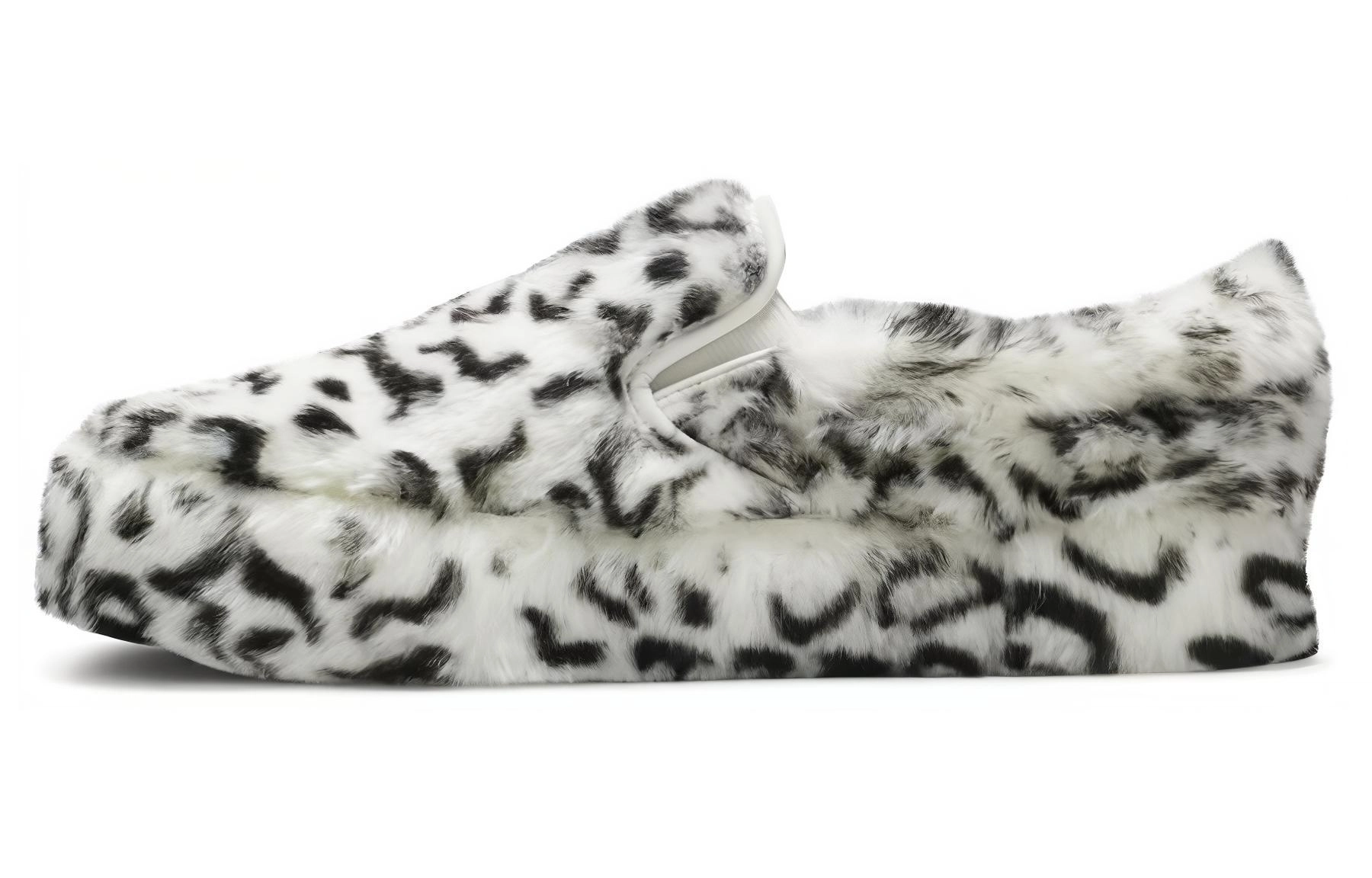 Sandy Liang x Vans slip-on