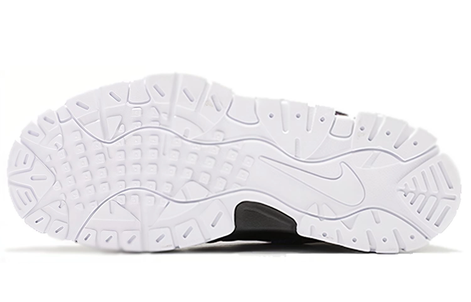 Nike Air Barrage Mid QS