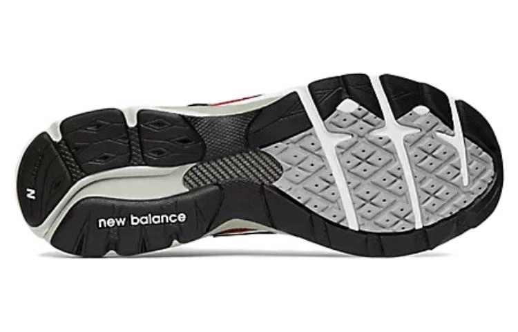 New Balance NB 920