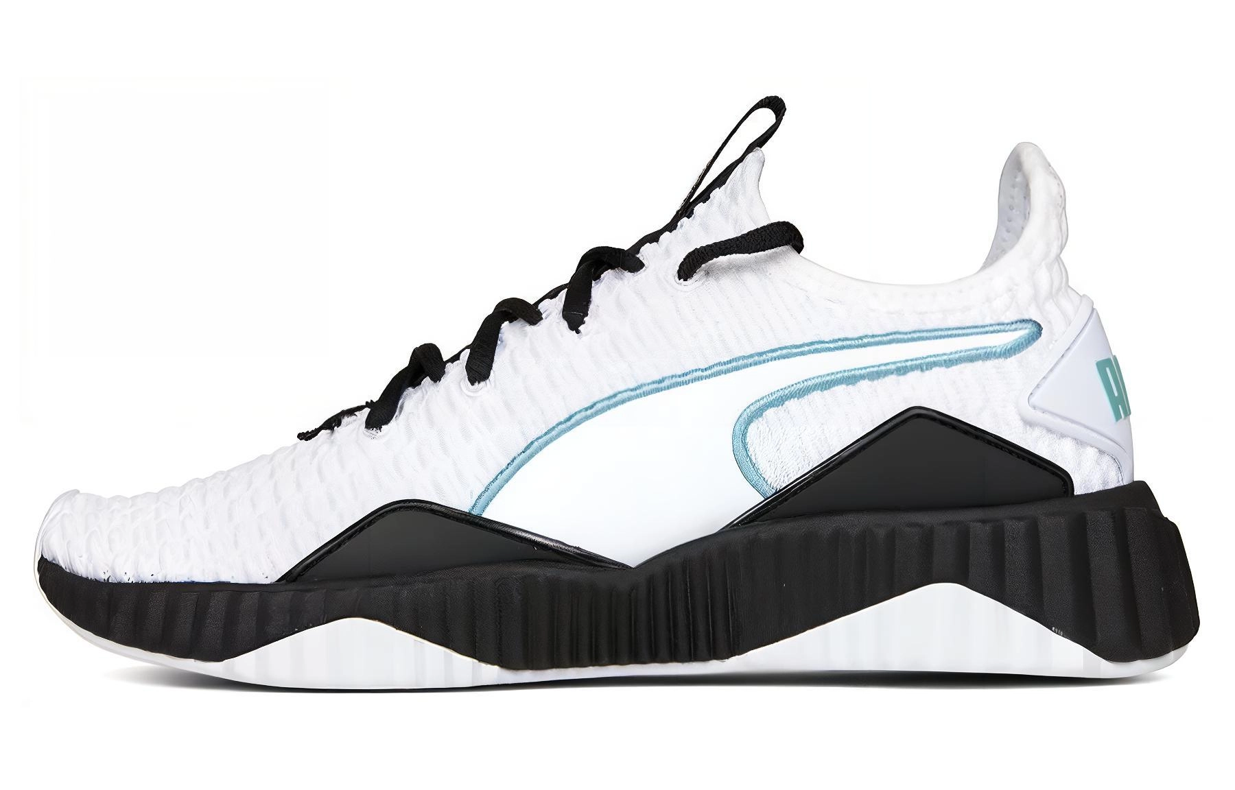 PUMA Defy