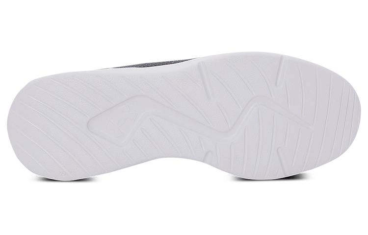 Under Armour Essential-