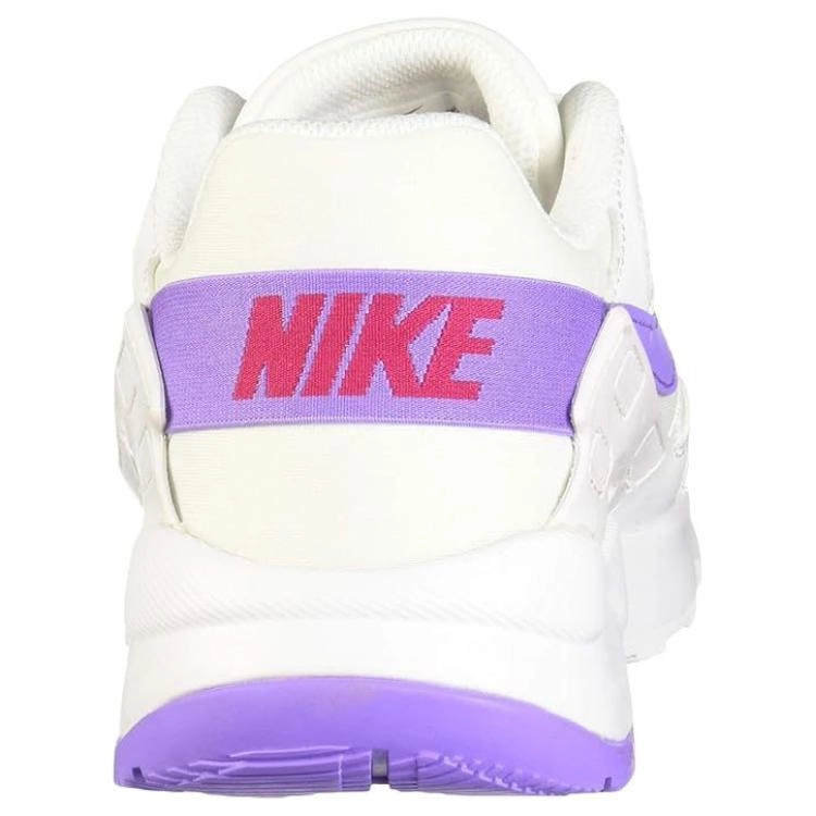 Nike LD Victory