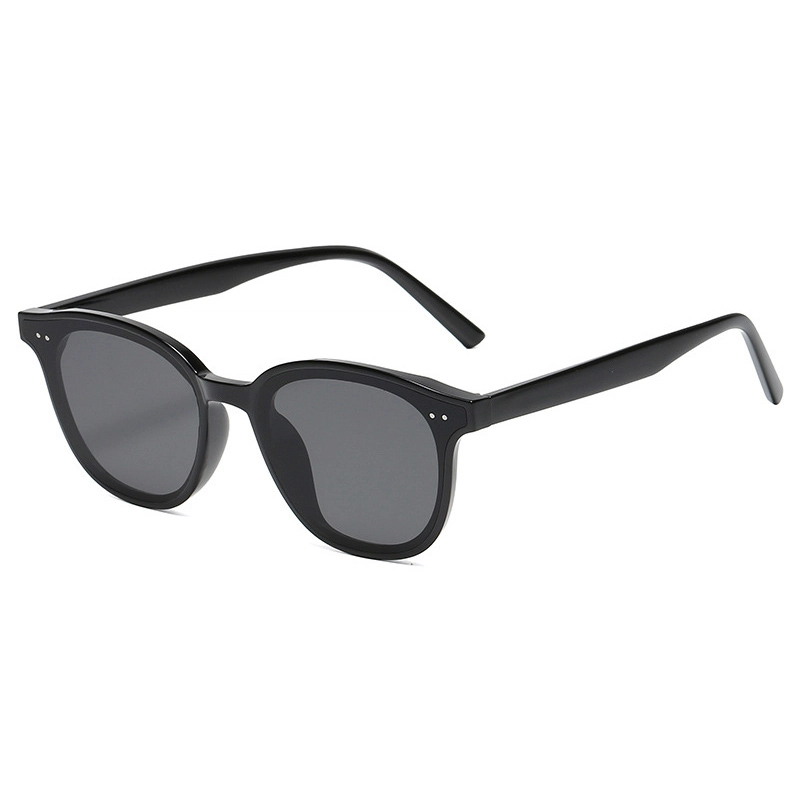 SOMAN UV400