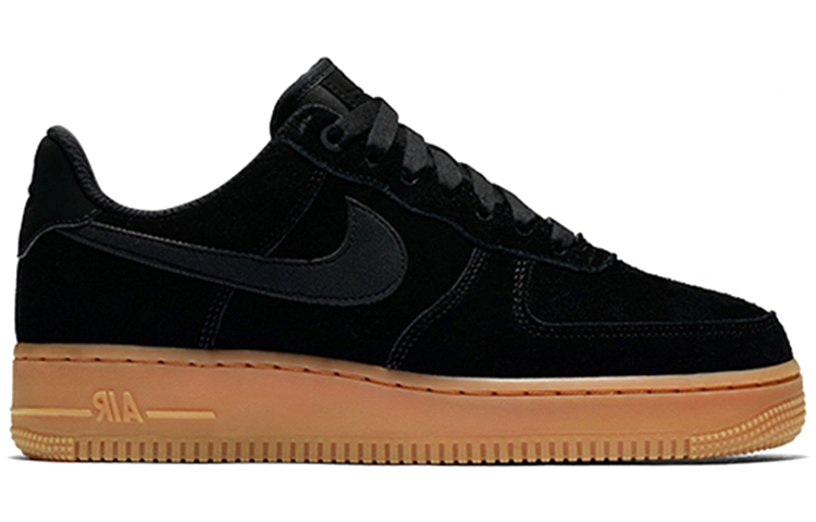 Nike Air Force 1 07