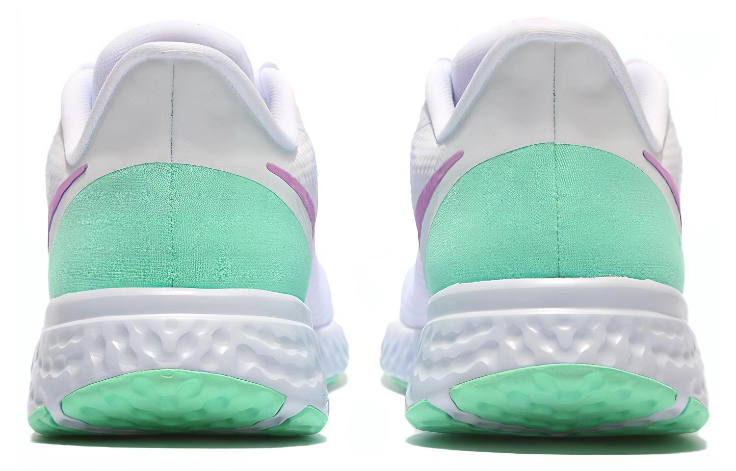 Nike REVOLUTION 5