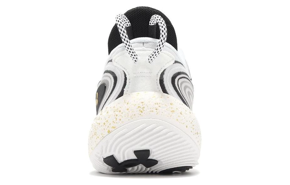 Under Armour UA Spawn 6