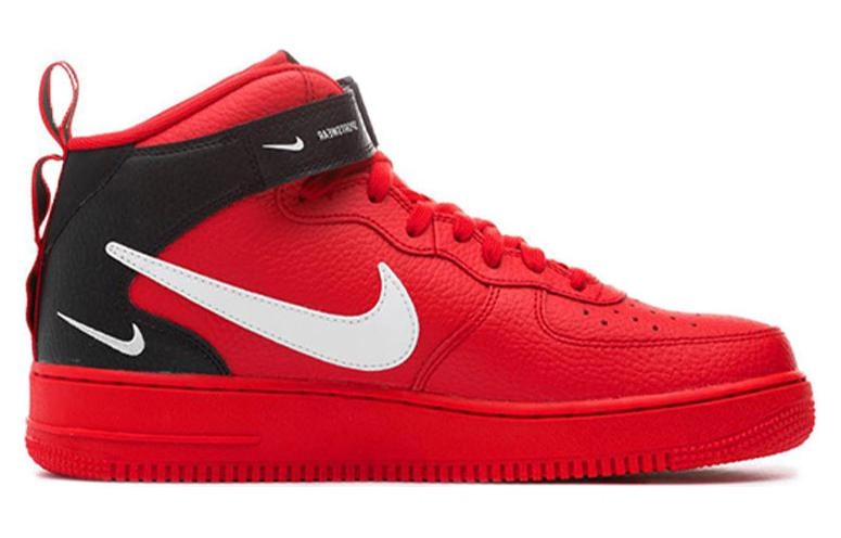 Nike Air Force 1 07 LV8
