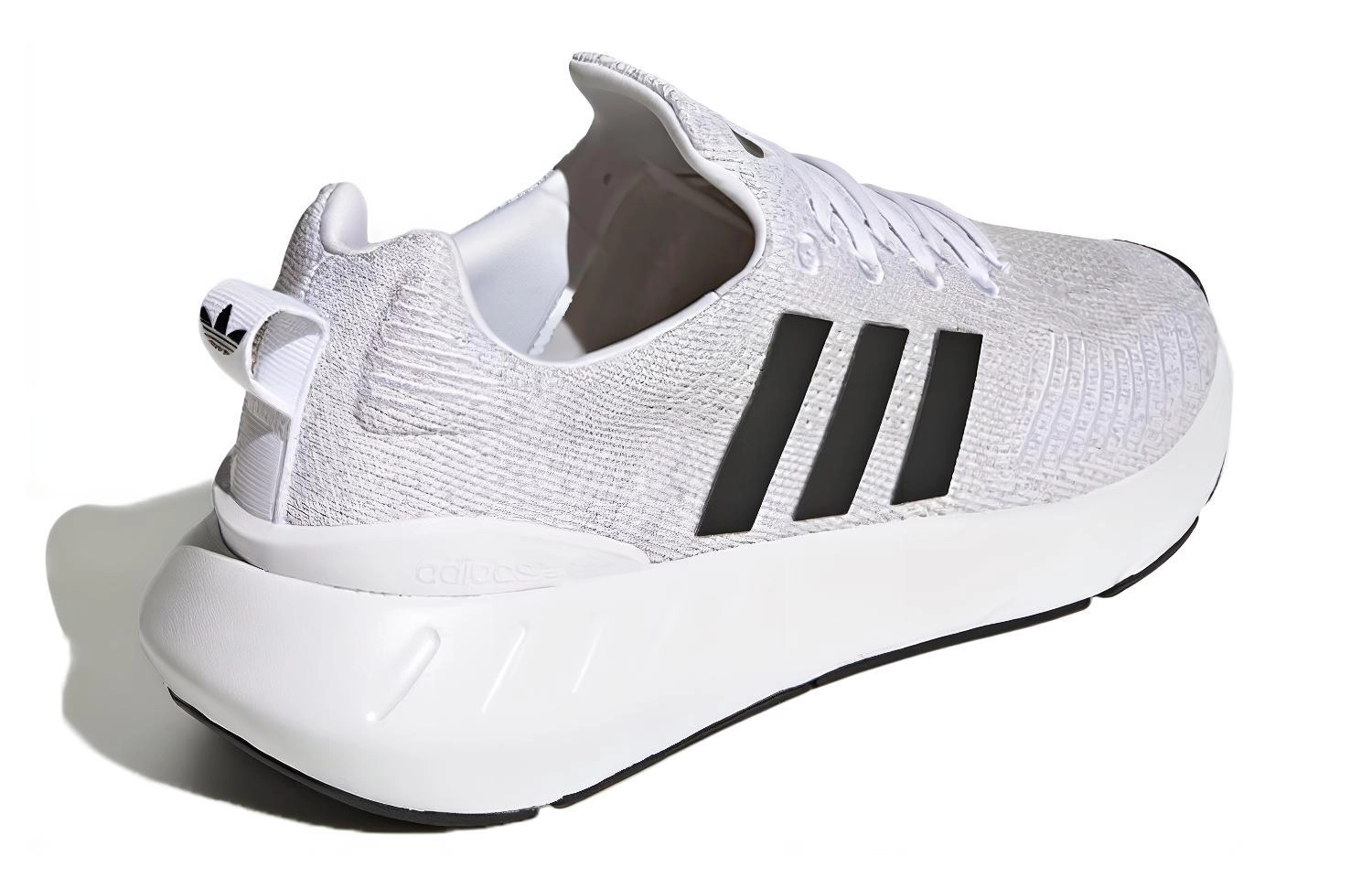 adidas originals Swift Run 22