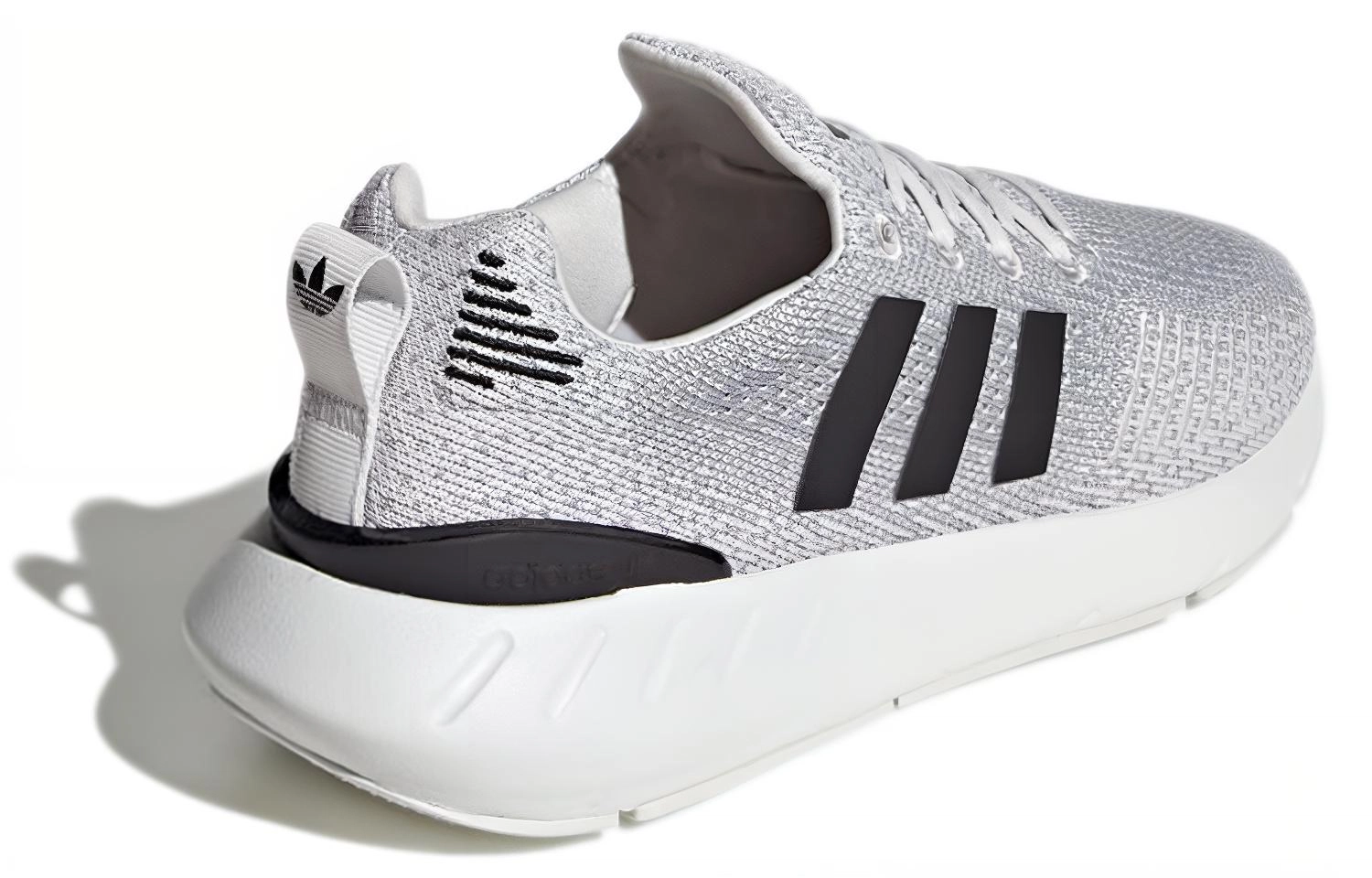 adidas originals Swift Run 22