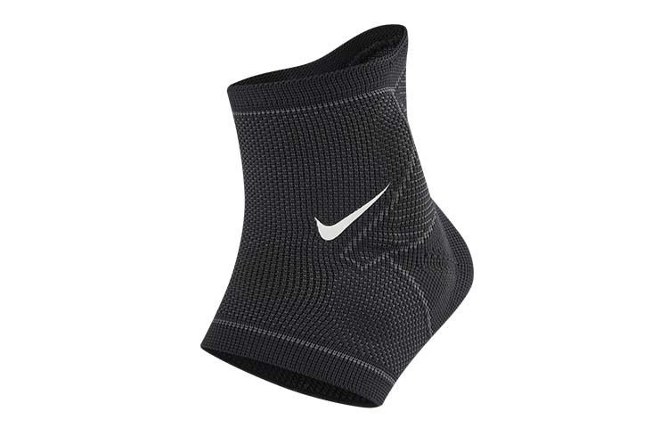 Nike Pro 1