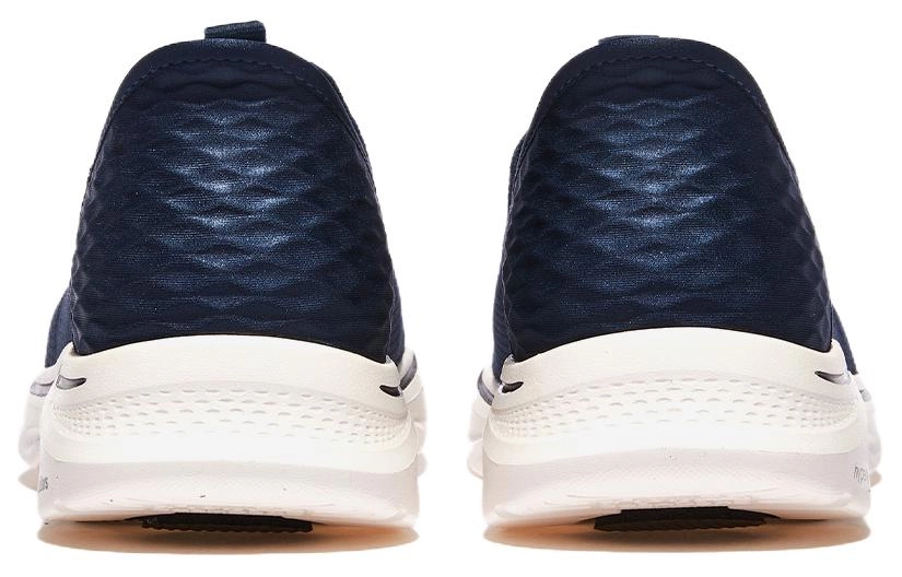 Skechers Go Walk 7