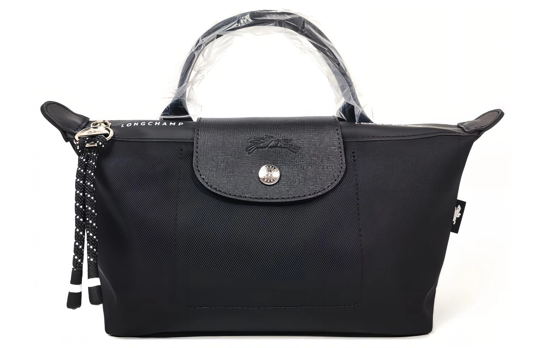 LONGCHAMP