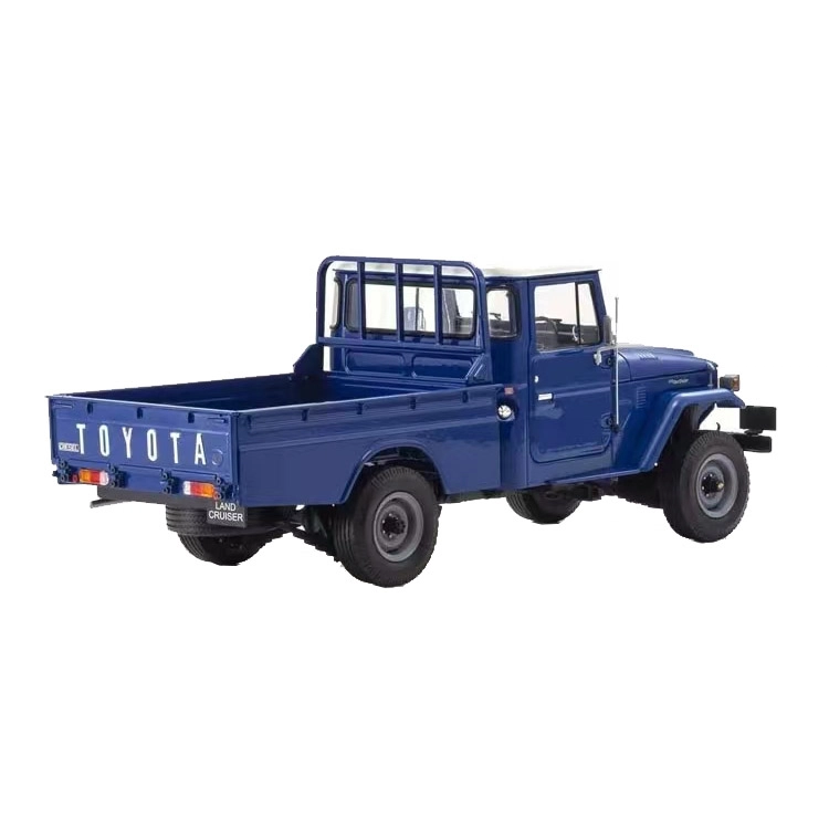 KYOSHO 118 LC40