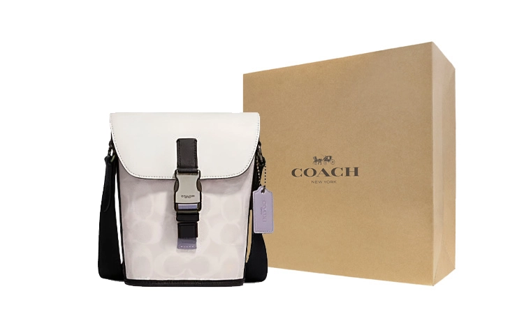 COACH Track 16