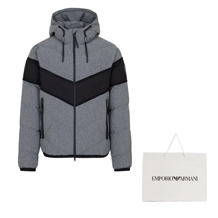 EMPORIO ARMANI EA7 Logo