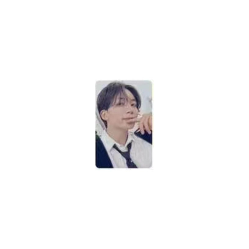 HYBE Seventeen 4.29 17 is right here random photo card