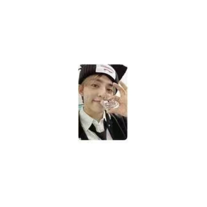 HYBE Seventeen 4.29 17 is right here random photo card