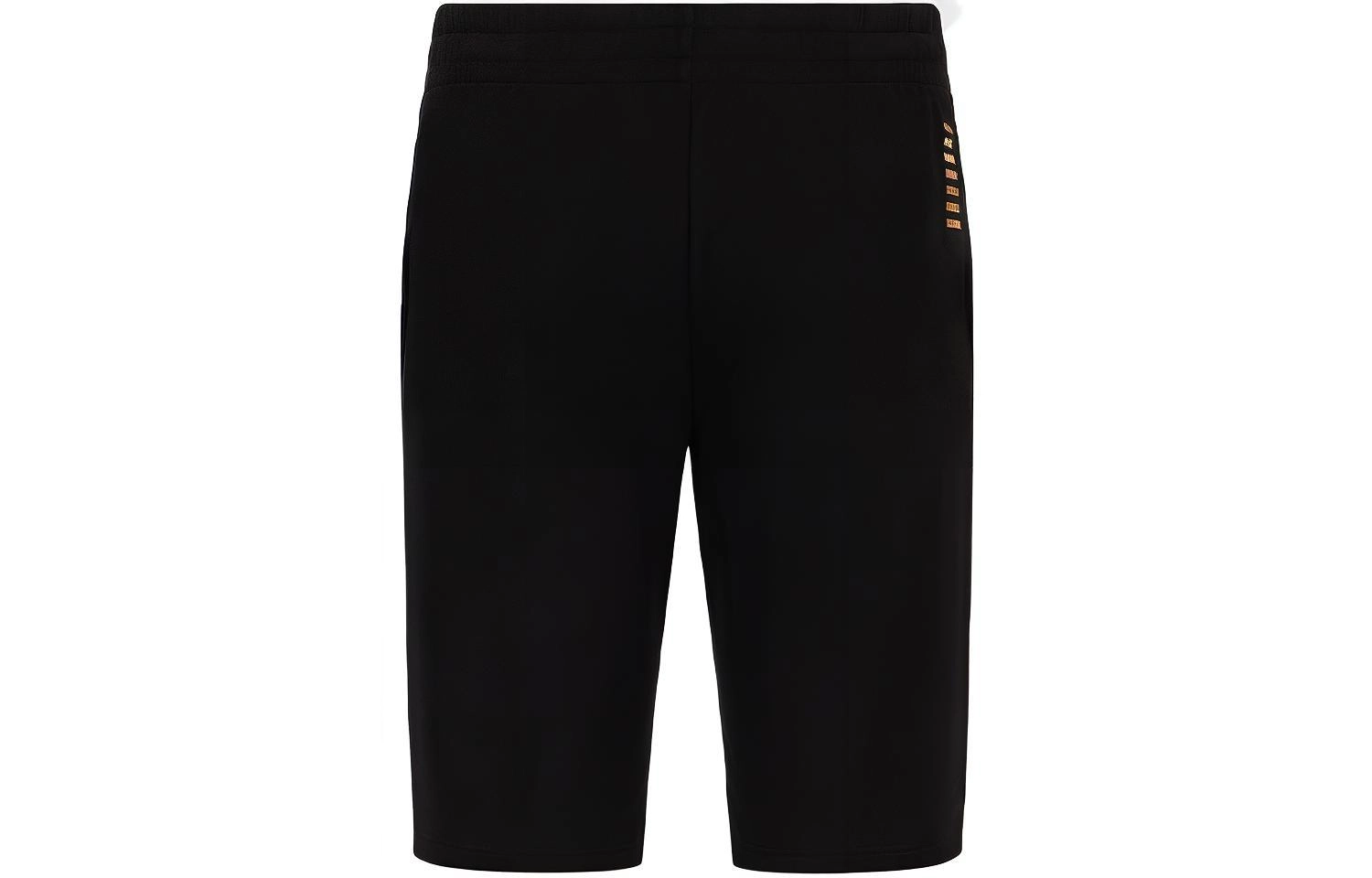 EMPORIO ARMANI SS21 EA7 Logo