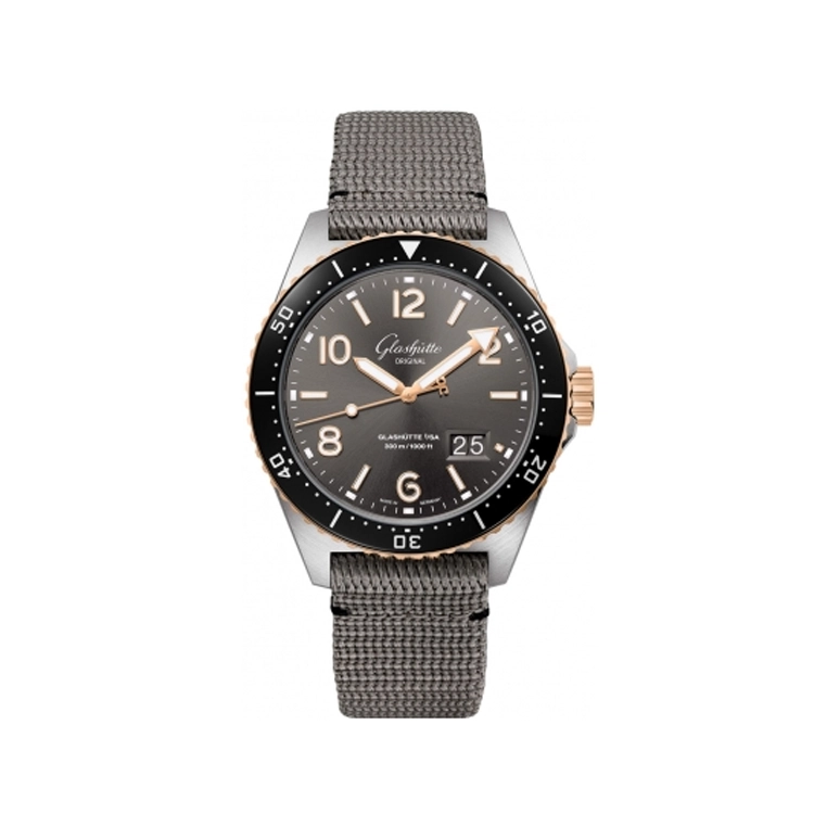 GLASHUTTE ORIGINALSPEZIALIST 300 40mm