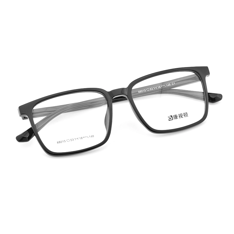 TR90