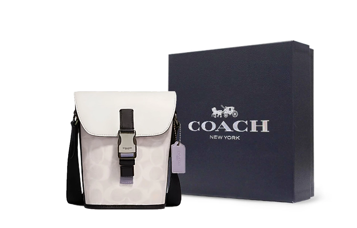 COACH Track 16