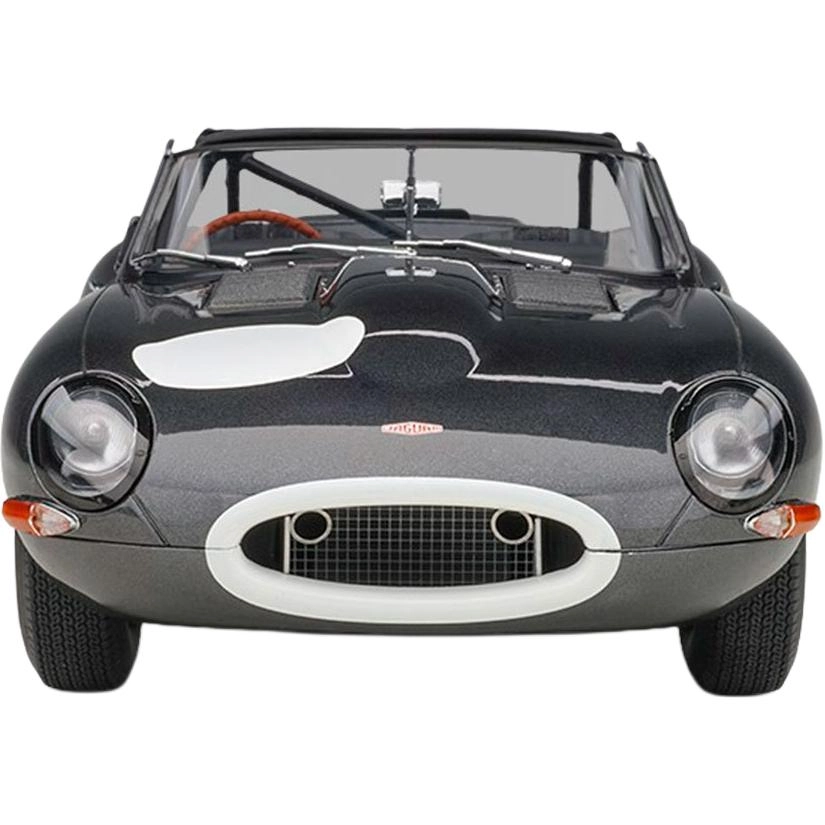 AUTOart 118 JAGUAR LIGHTWEIGHT E-TYPE