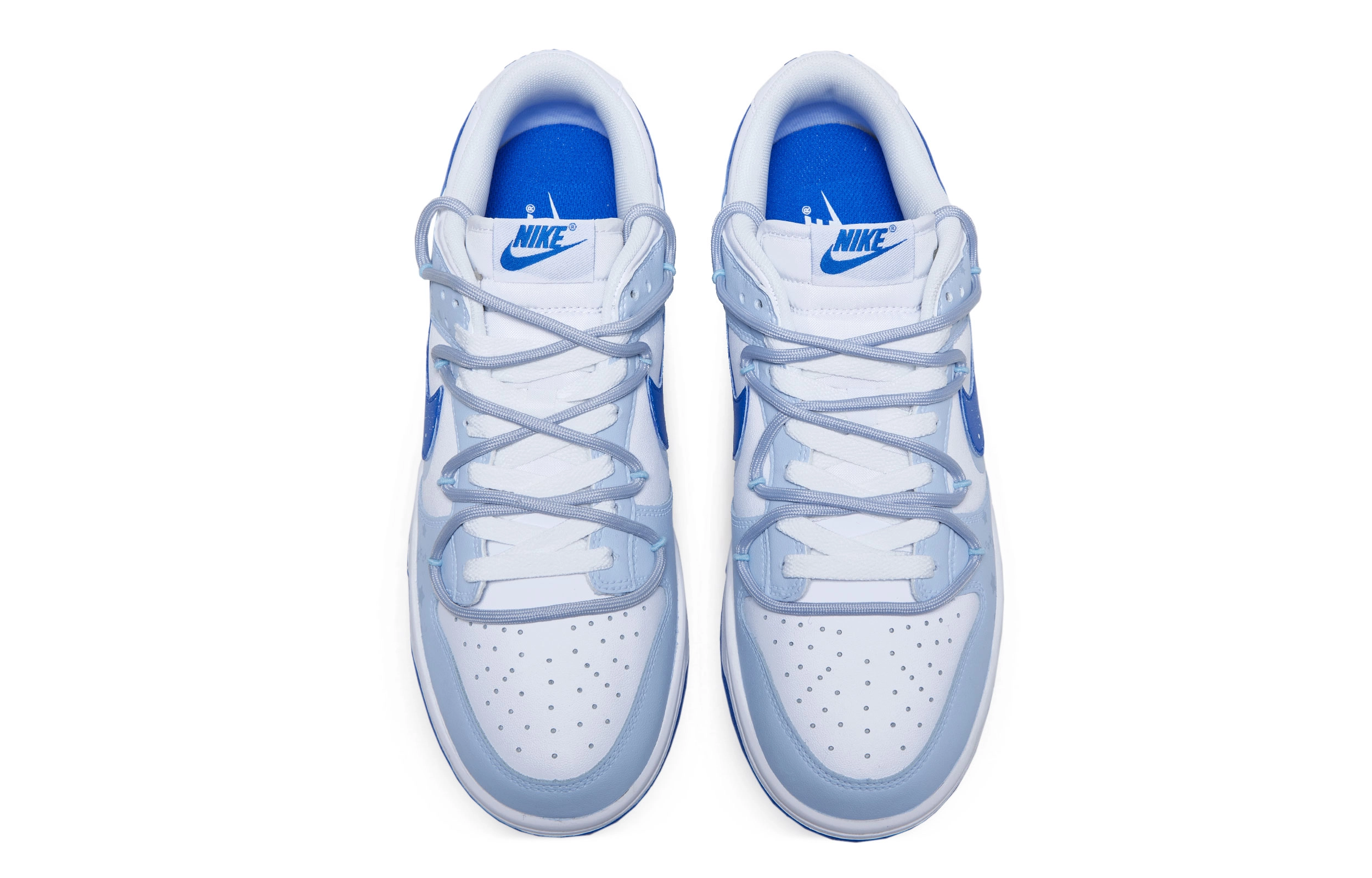 Nike Dunk Low "Hyper Royal"