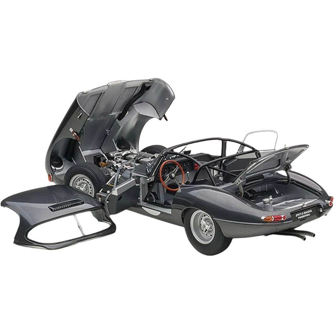 AUTOart 118 JAGUAR LIGHTWEIGHT E-TYPE