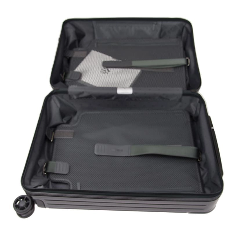 RIMOWA ESSENTIAL Cabin 21 36L