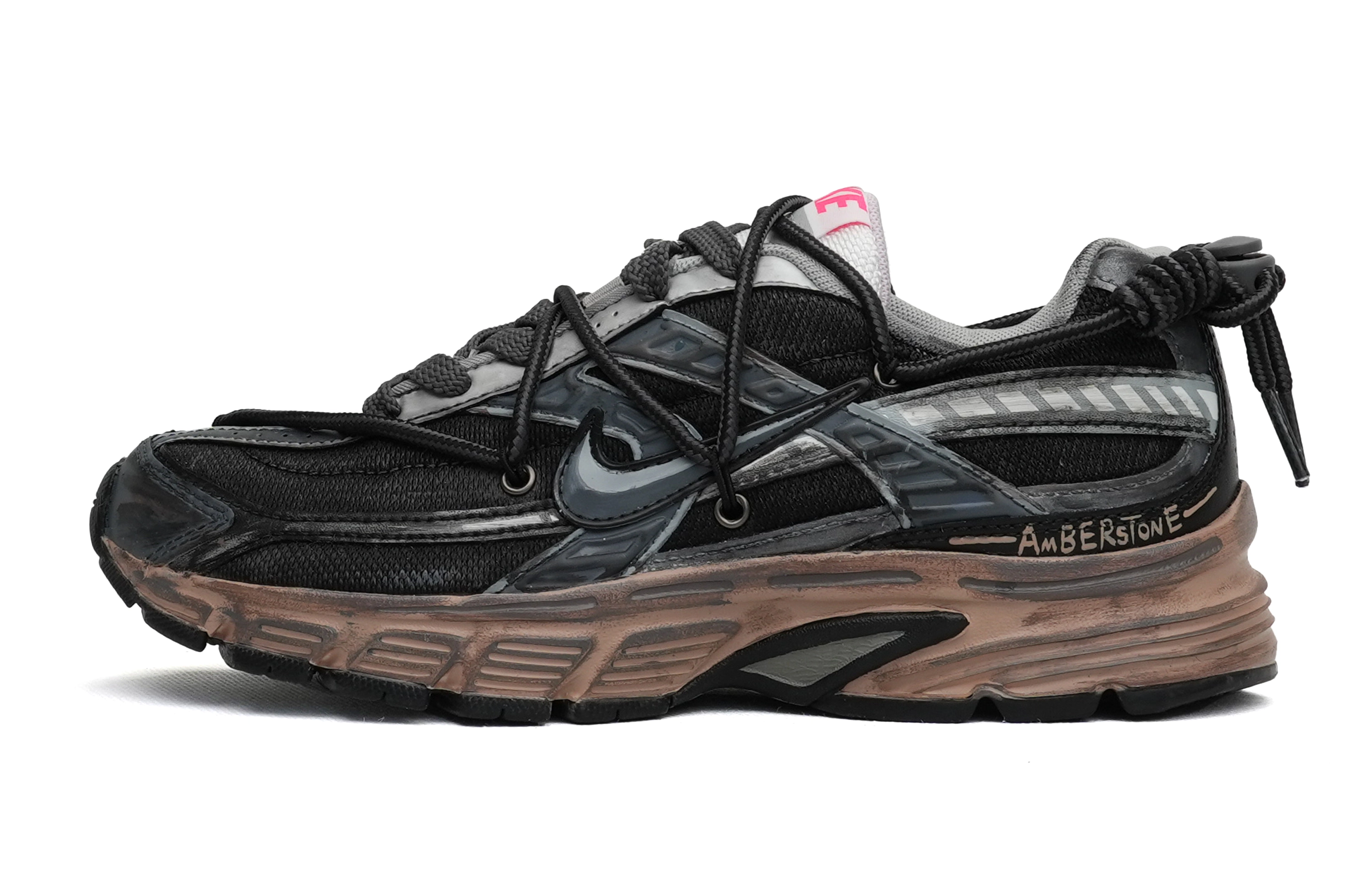 Nike Initiator