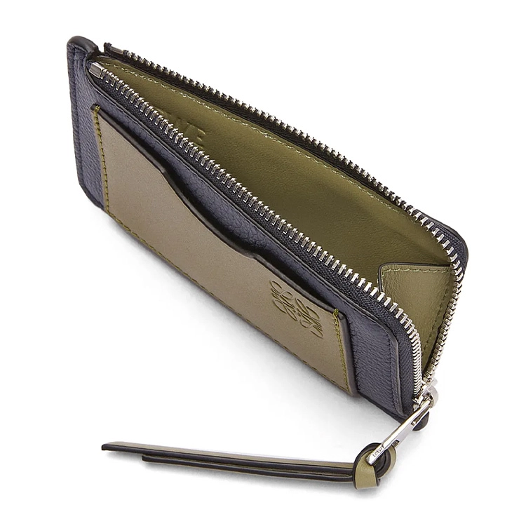 LOEWE Anagram