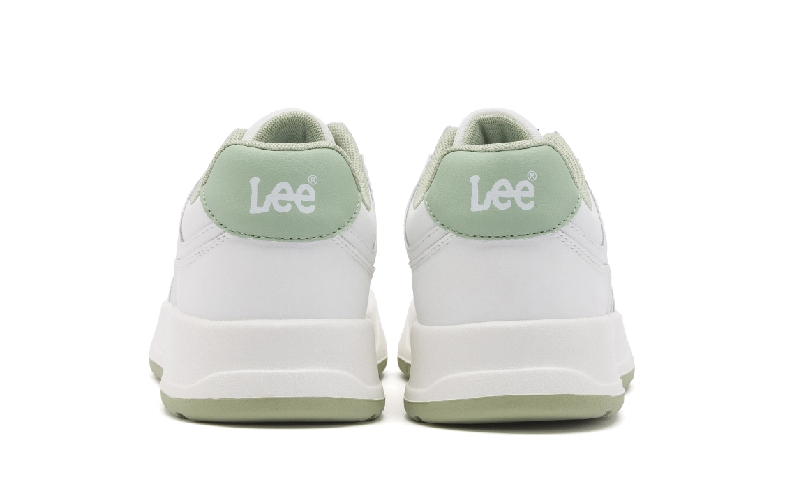 Lee