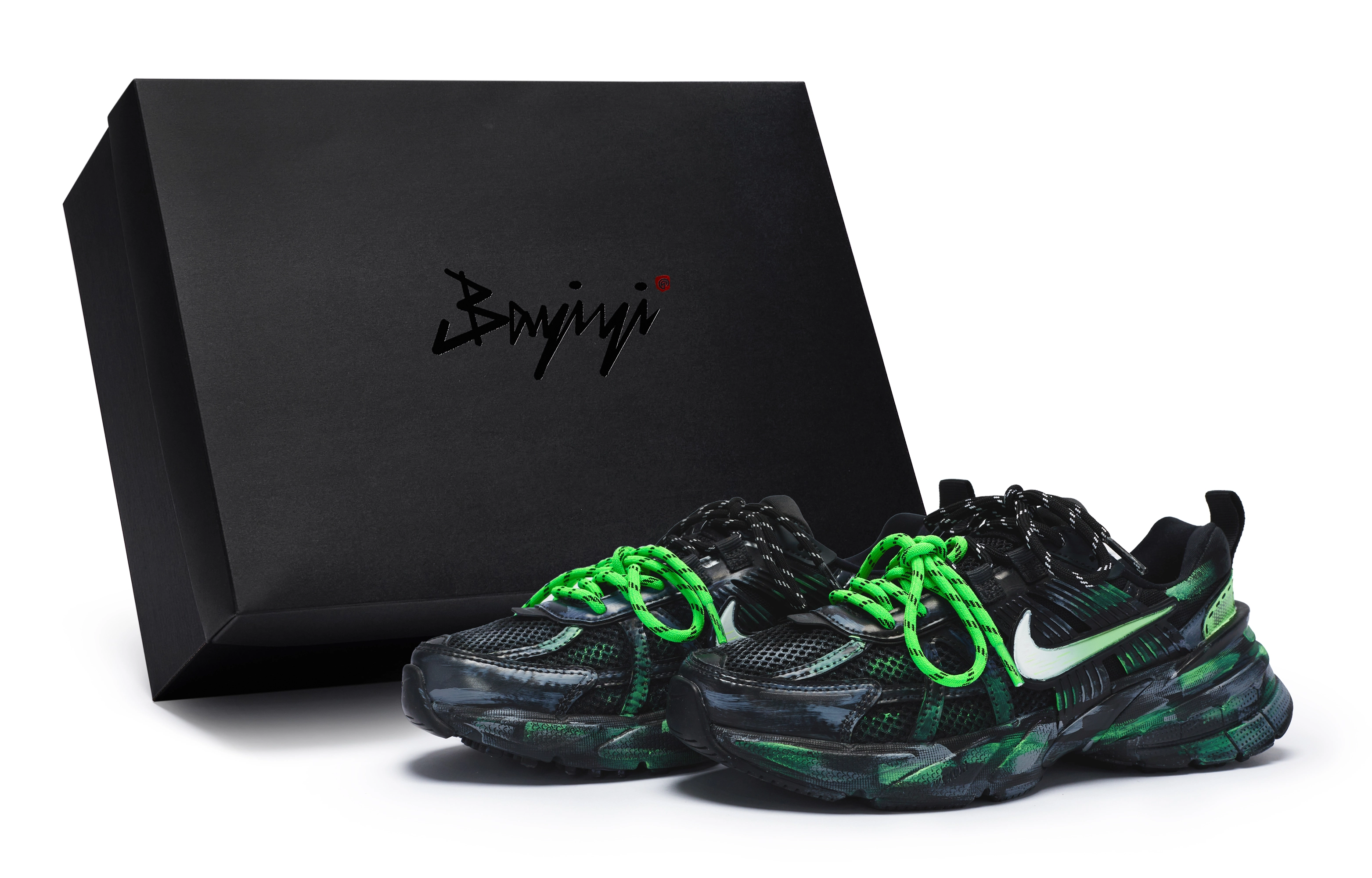 Nike V2K Run 811