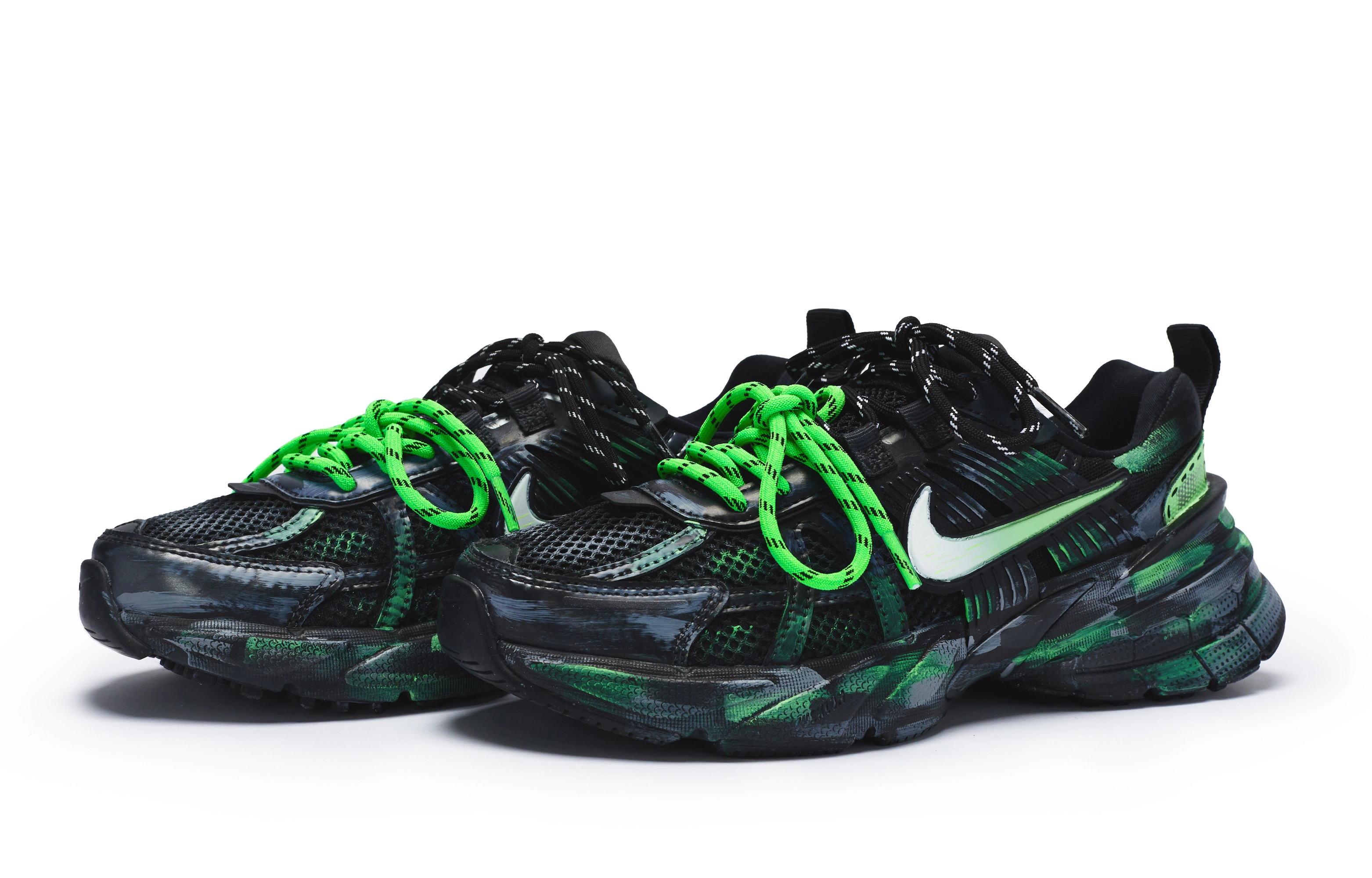 Nike V2K Run 811