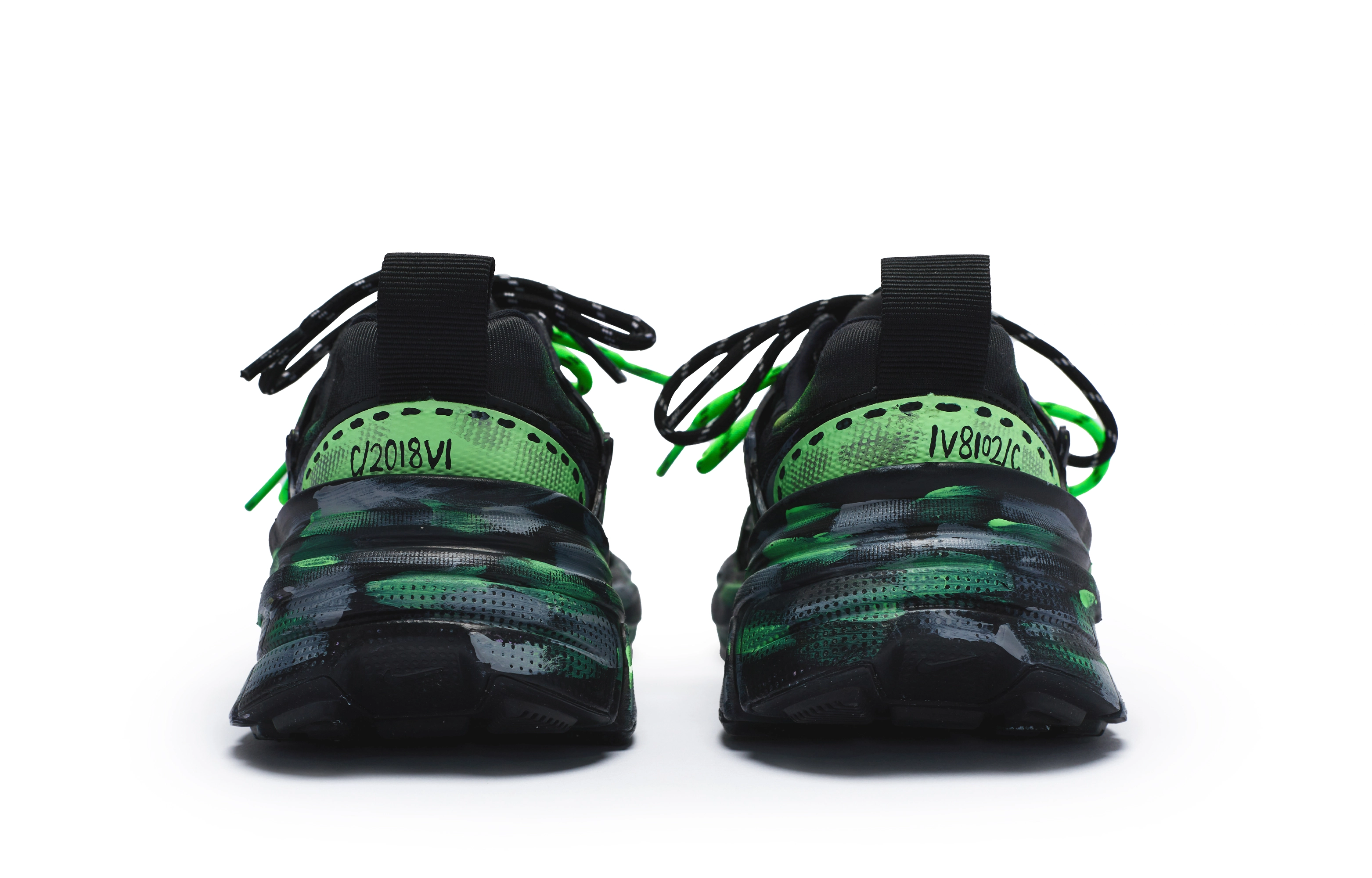 Nike V2K Run 811