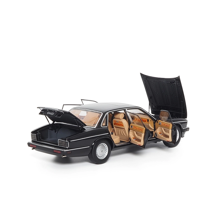 Almost Real 118 Jaguar XJ6 XJ40 21cm